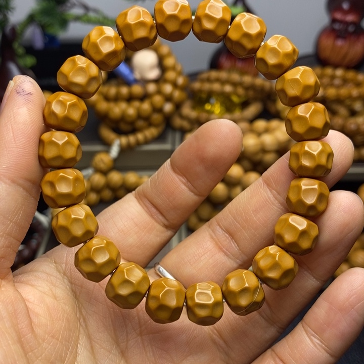 猴头核桃手串猴头草