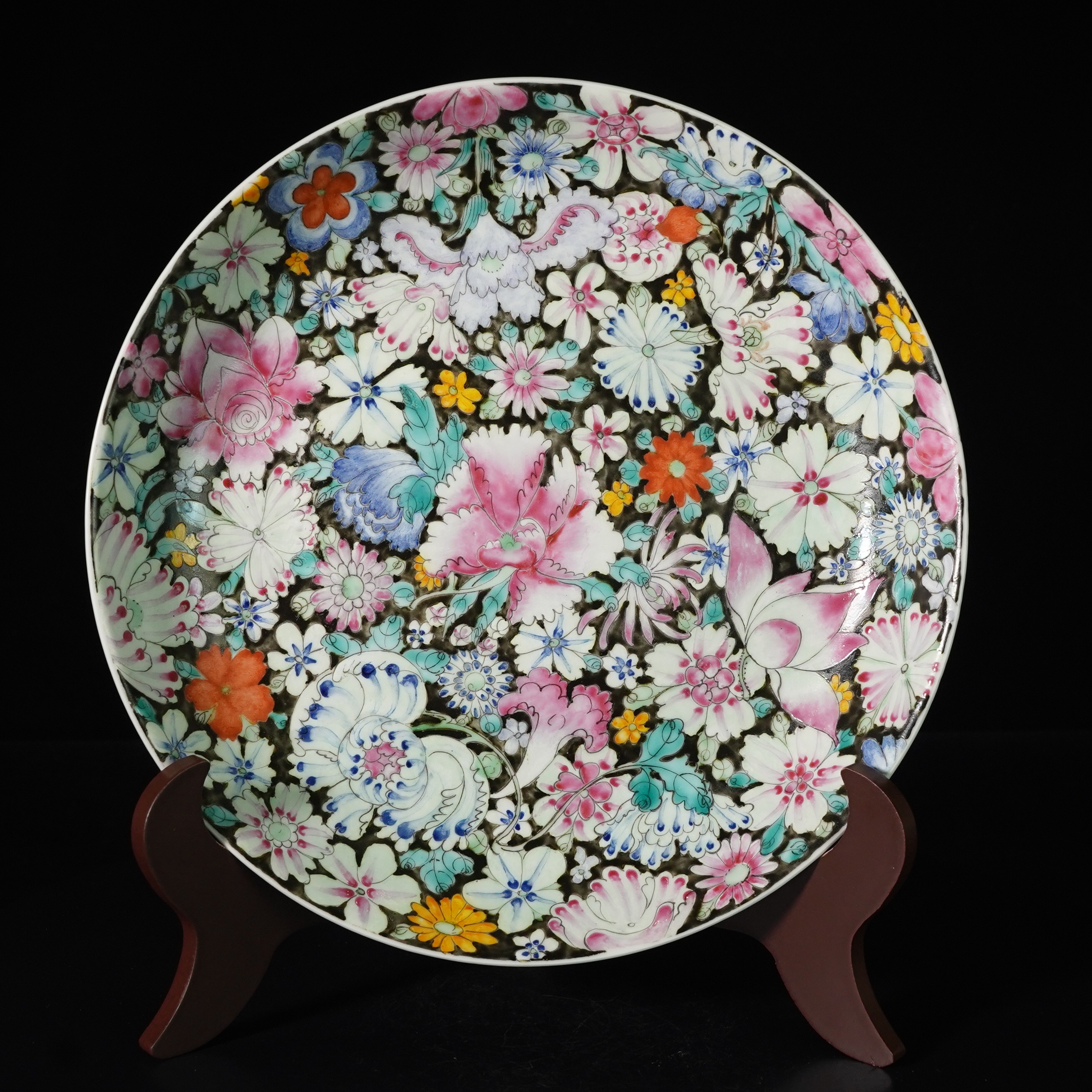 LABC250216036【十竹斋】晚清墨地粉彩百花不落地赏盘