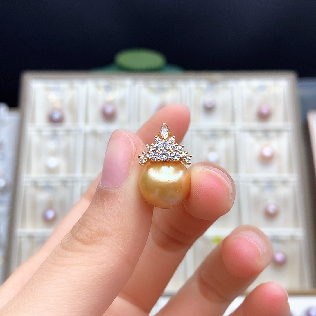 淡水珍珠颈饰合金