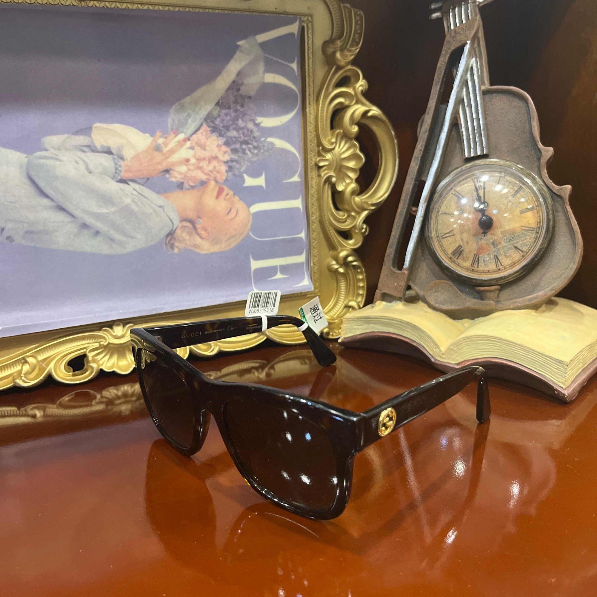 95新 GUCCI/古驰 古驰墨镜/WJ08319318/9318