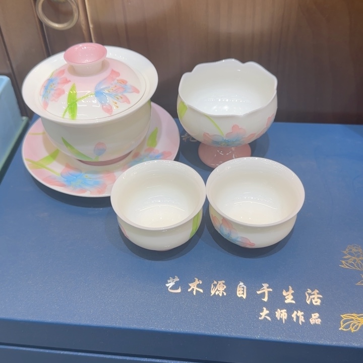 金***堂一个人不可能把事情放