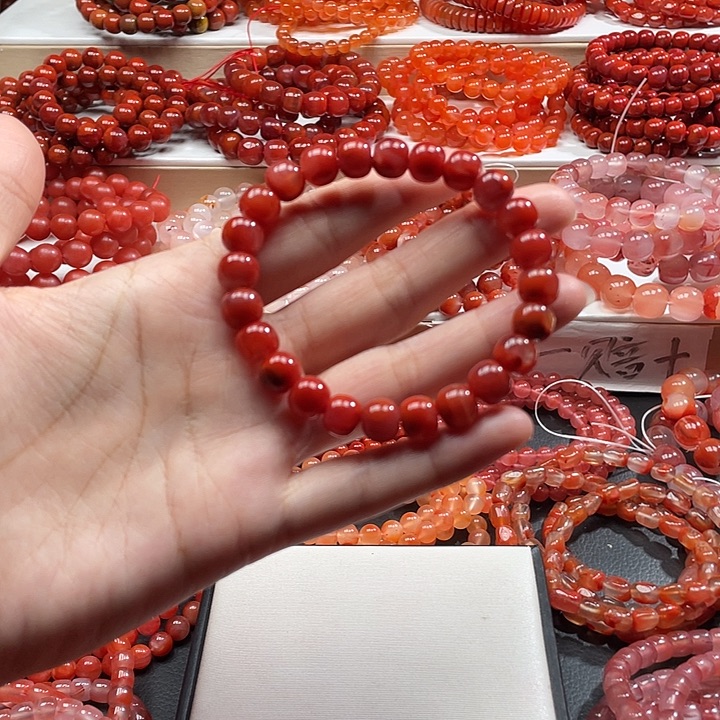 南红玛瑙未镶嵌手链