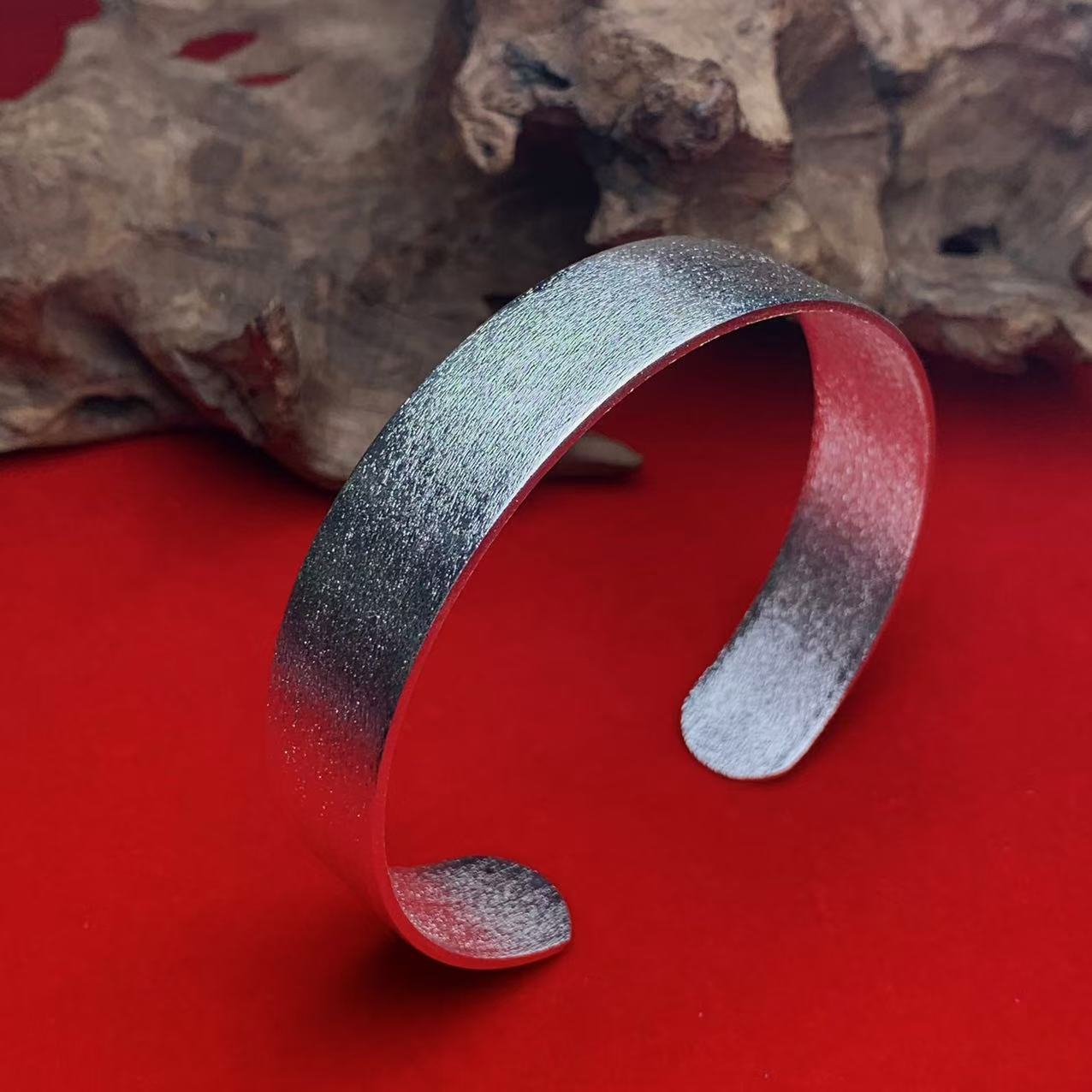 足银手镯 999足银 莫契拉提风宽面拉丝手镯  fm/1871