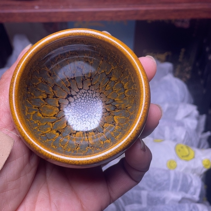 茶盏你也不说了嘛还