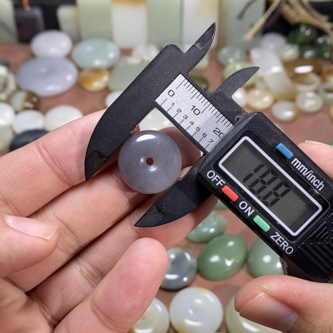 和田玉吊坠(不含链)未镶嵌