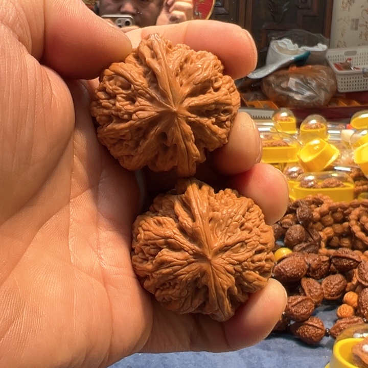 文玩核桃把件平谷大粗筋