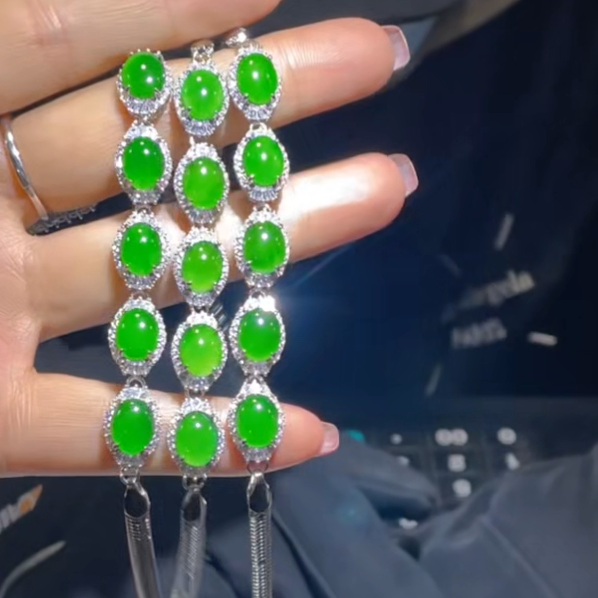 天然A货翡翠假一罚四（多样性发货拍一发一）