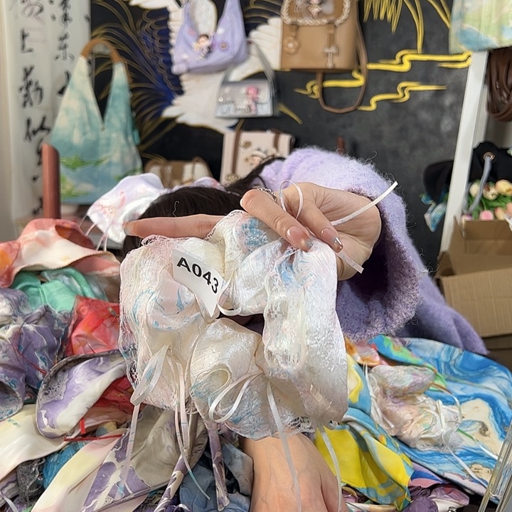 奶***包043蕾丝发圈不退不换