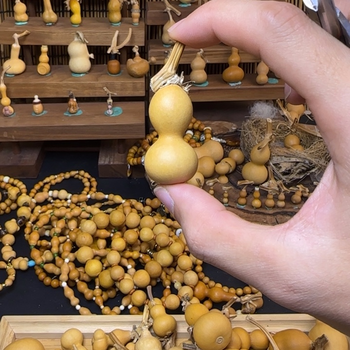 R***a才不会烦恼大姐大姐大姐大