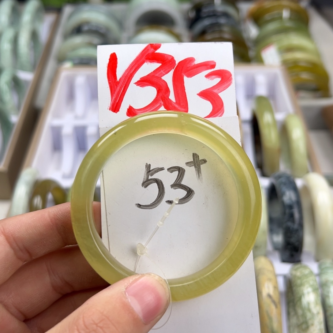 岫玉手镯未镶嵌天然岫玉微瑕