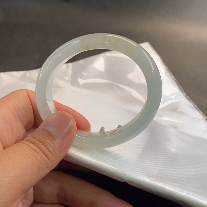 翡翠手镯未镶嵌贵妃53.8圈