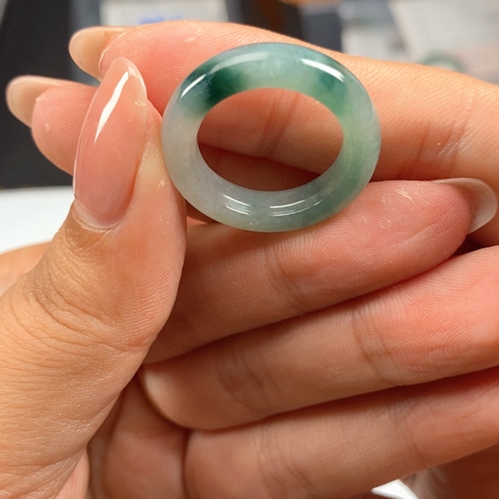 翡翠未镶嵌戒指036