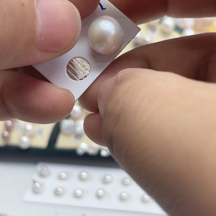 M***e耳饰银S925镶嵌淡水珍珠