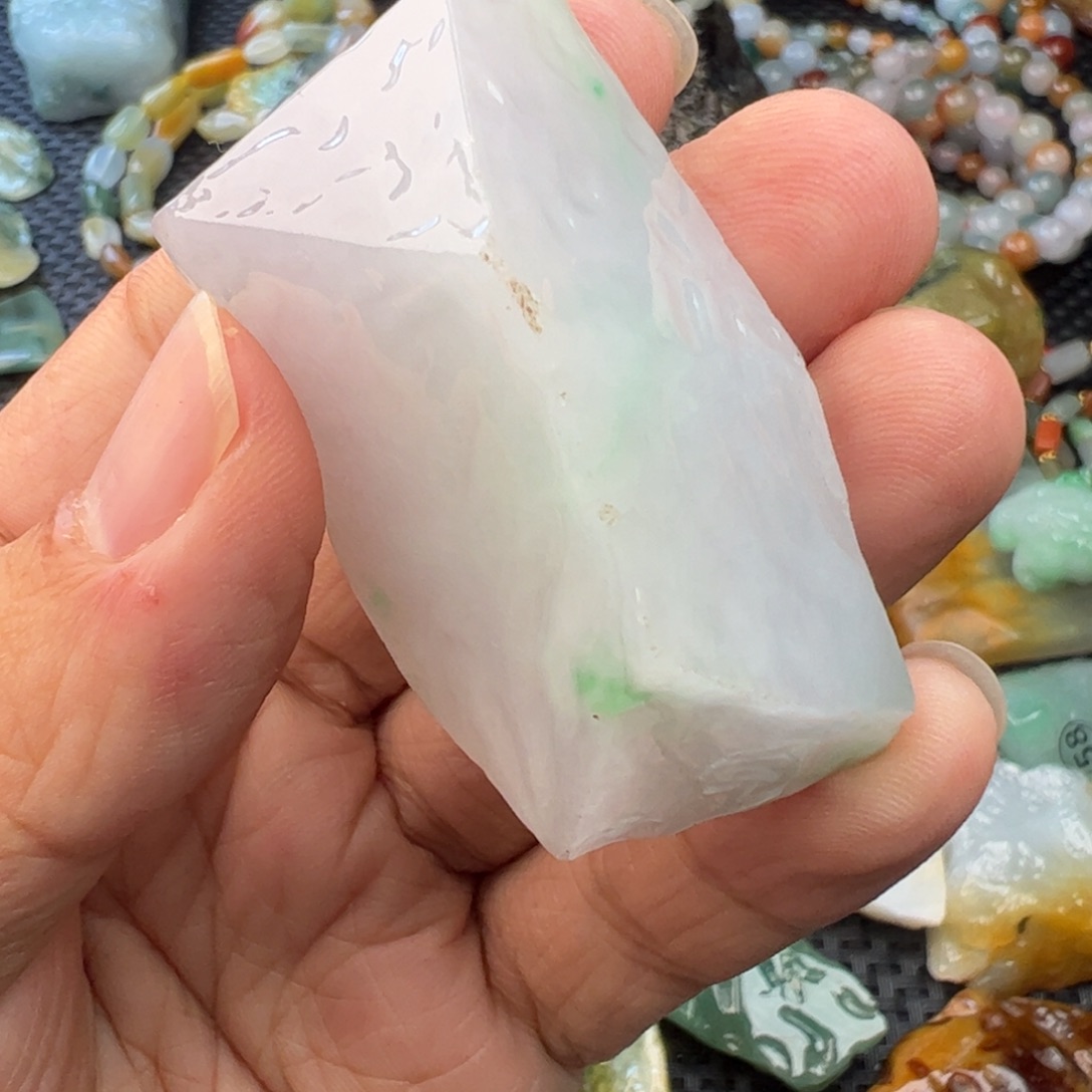 翡翠裸石缅甸翡翠