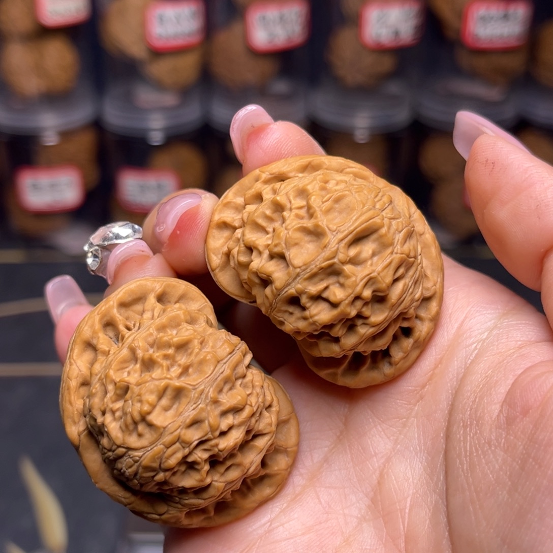 李***生吊坠文玩核桃宫灯