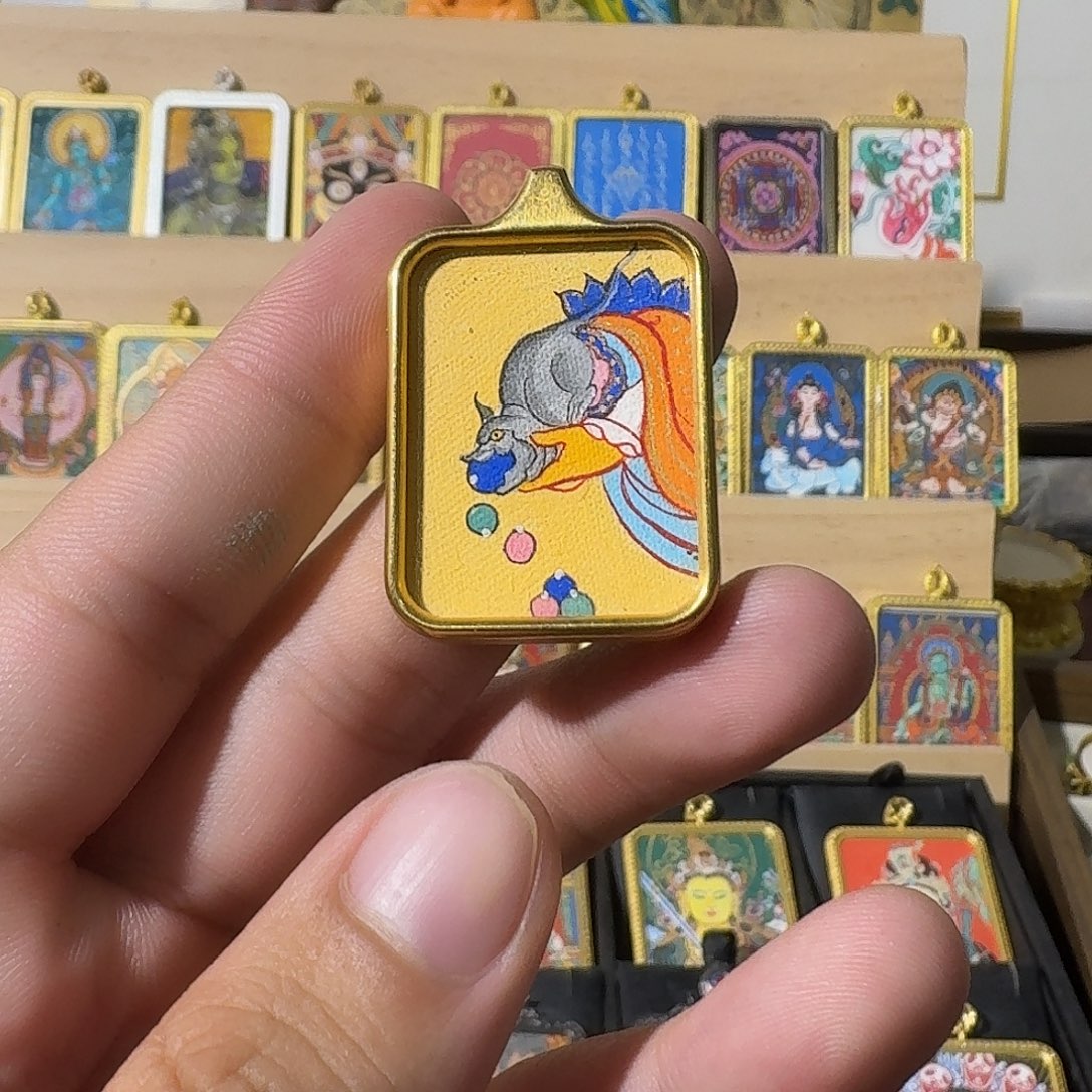 吐宝鼠发发发发发发发发