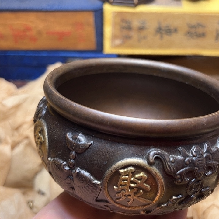 文玩铜器做工精良