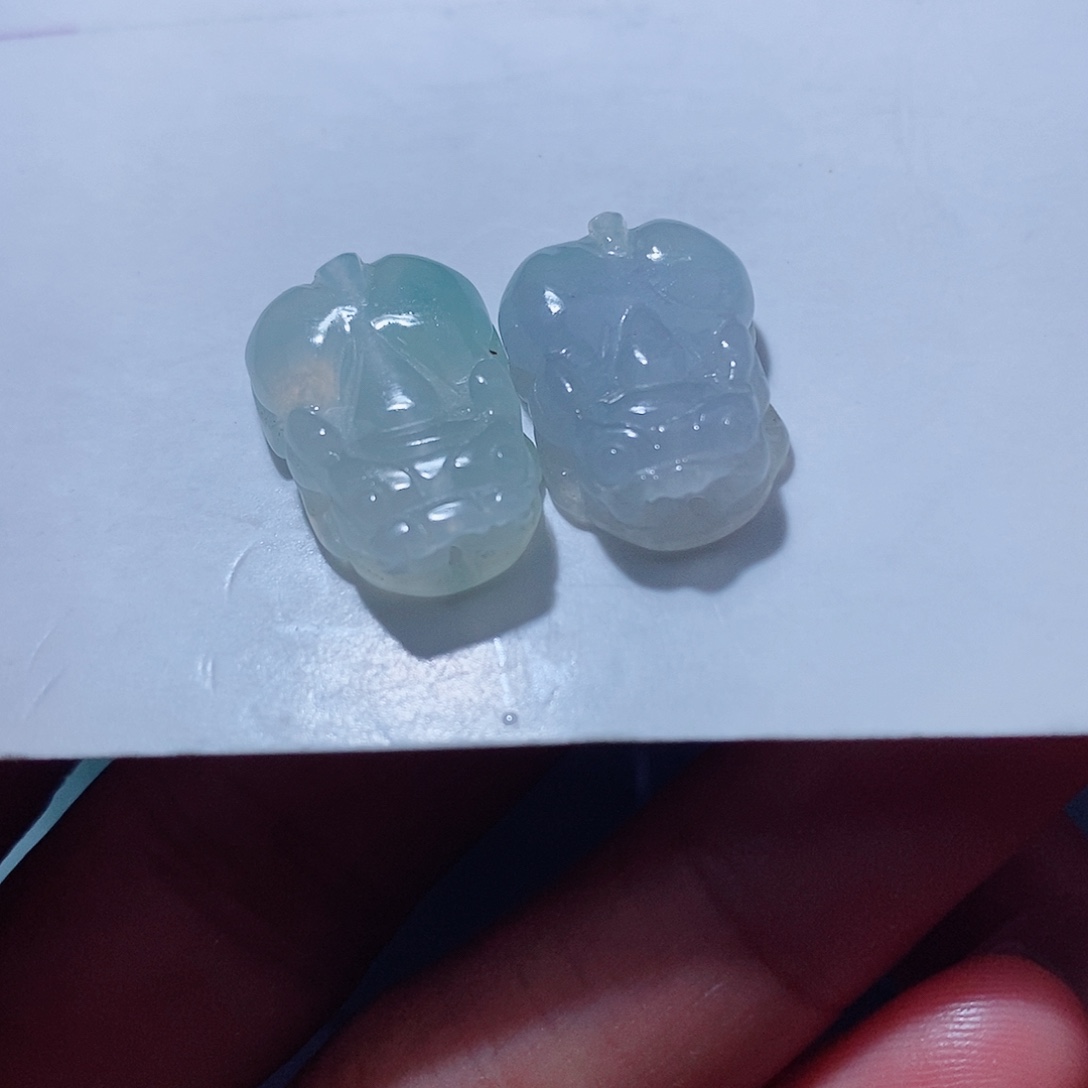 定制翡翠未镶嵌两个一起