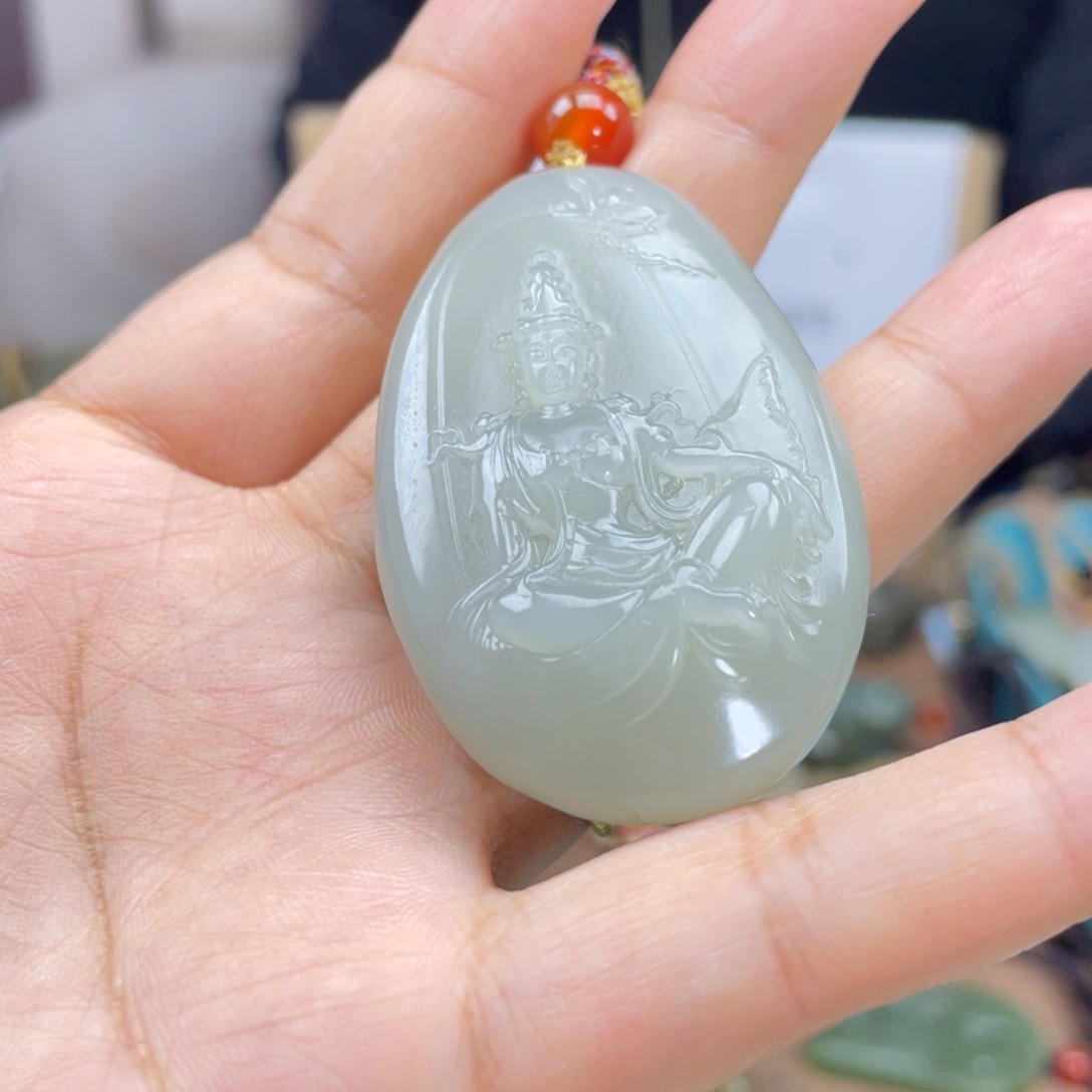 和田玉颈饰未镶嵌