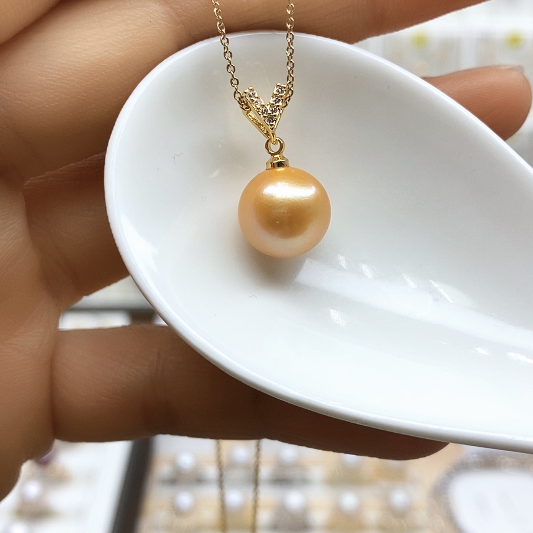 淡水珍珠颈饰合金