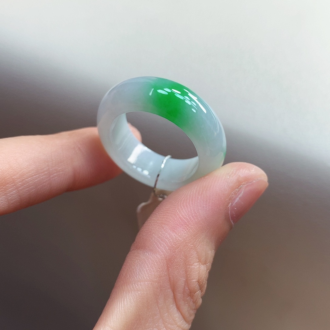 翡翠戒指未镶嵌20号