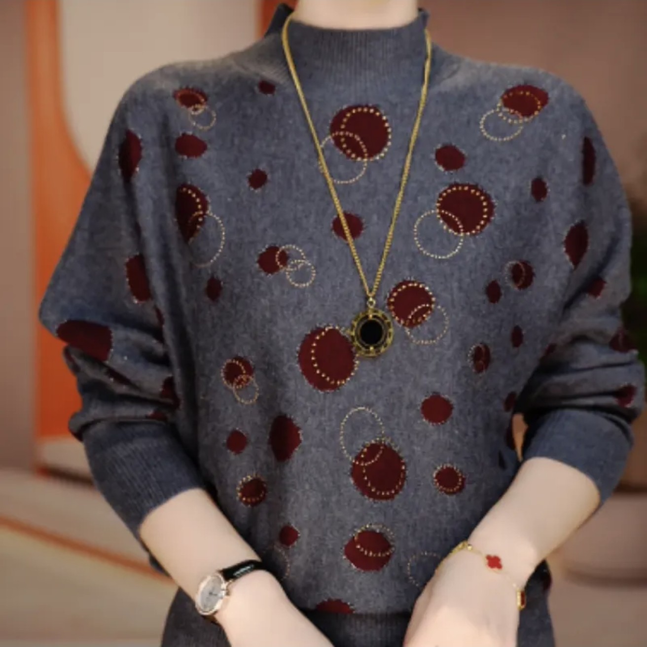 洋气印花长袖小衫显瘦百搭时尚休闲通勤复古减龄秋季