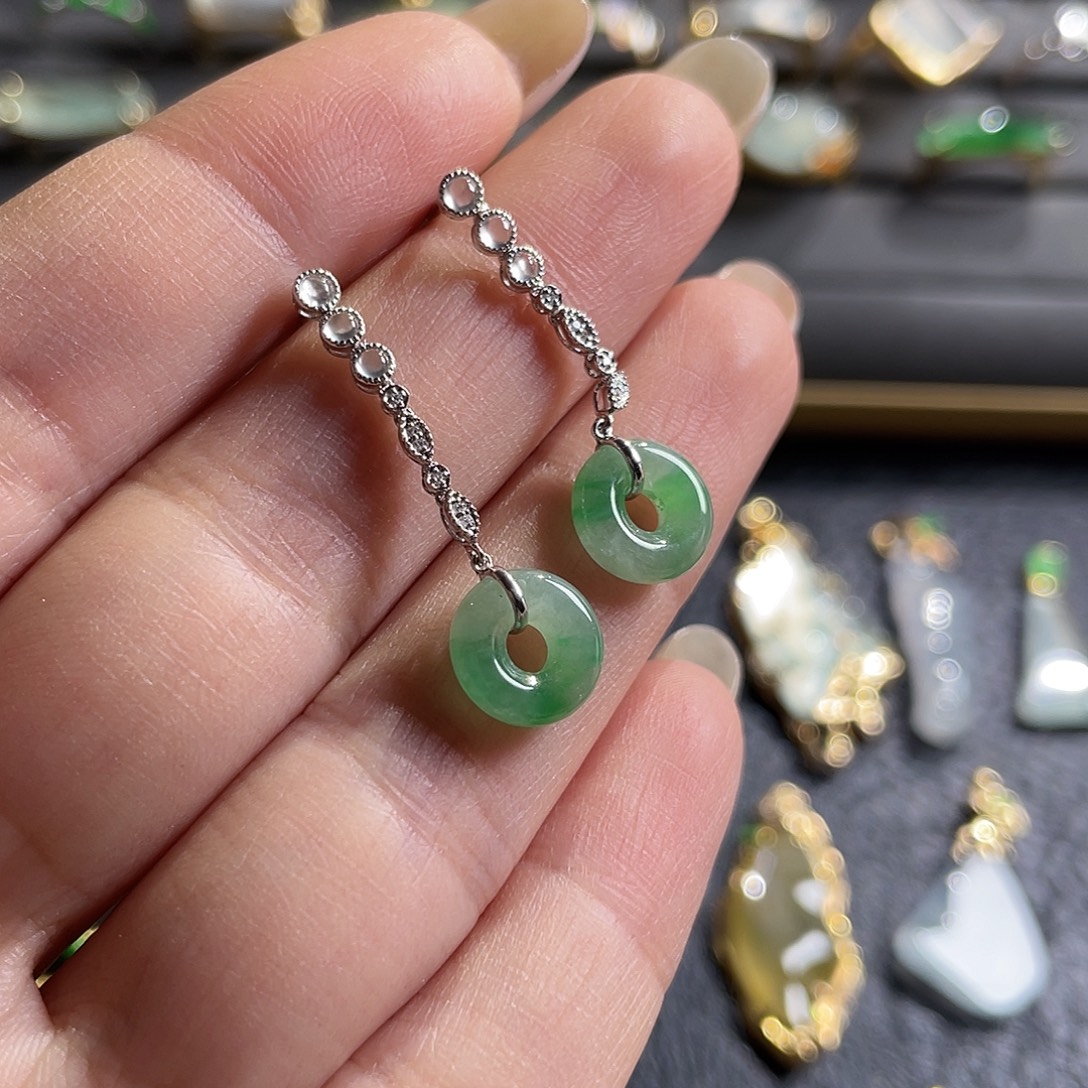 翡翠18K金镶嵌耳饰冰甜甜圈耳坠 48小时鉴赏