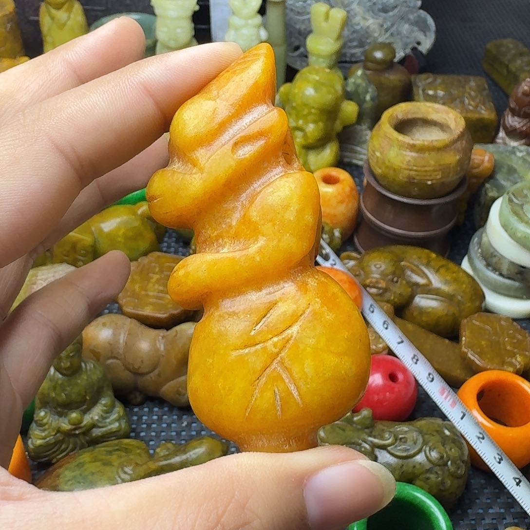 白玉菩提吊坠。。。