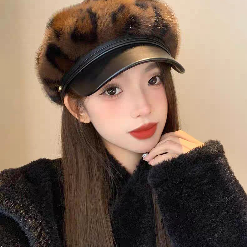 水貂毛报童帽皮质拼接豹纹贝雷帽秋冬季复古保暖百搭鸭舌帽显脸小