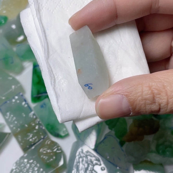 定制翡翠未镶嵌包工