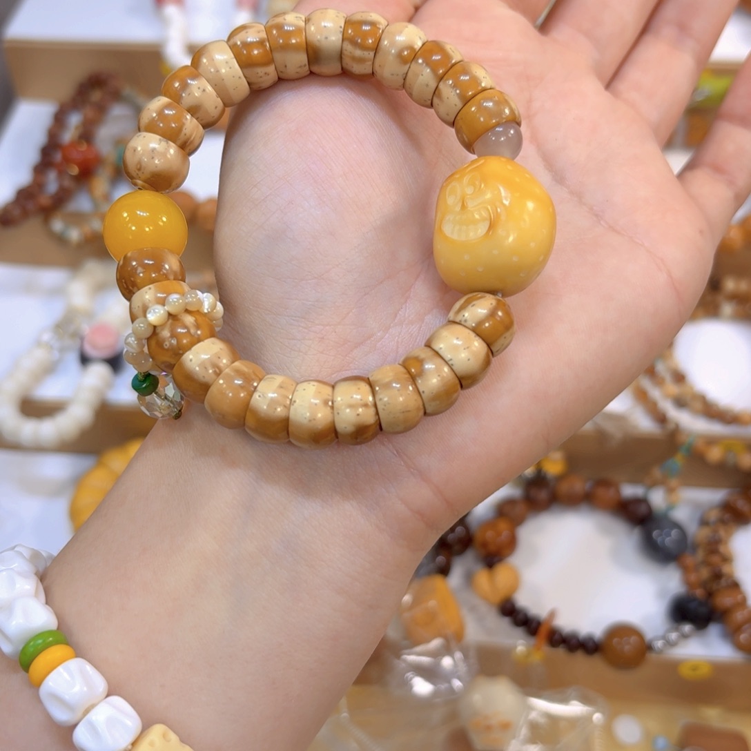 锦***鲤星月菩提吊坠紫金鼠