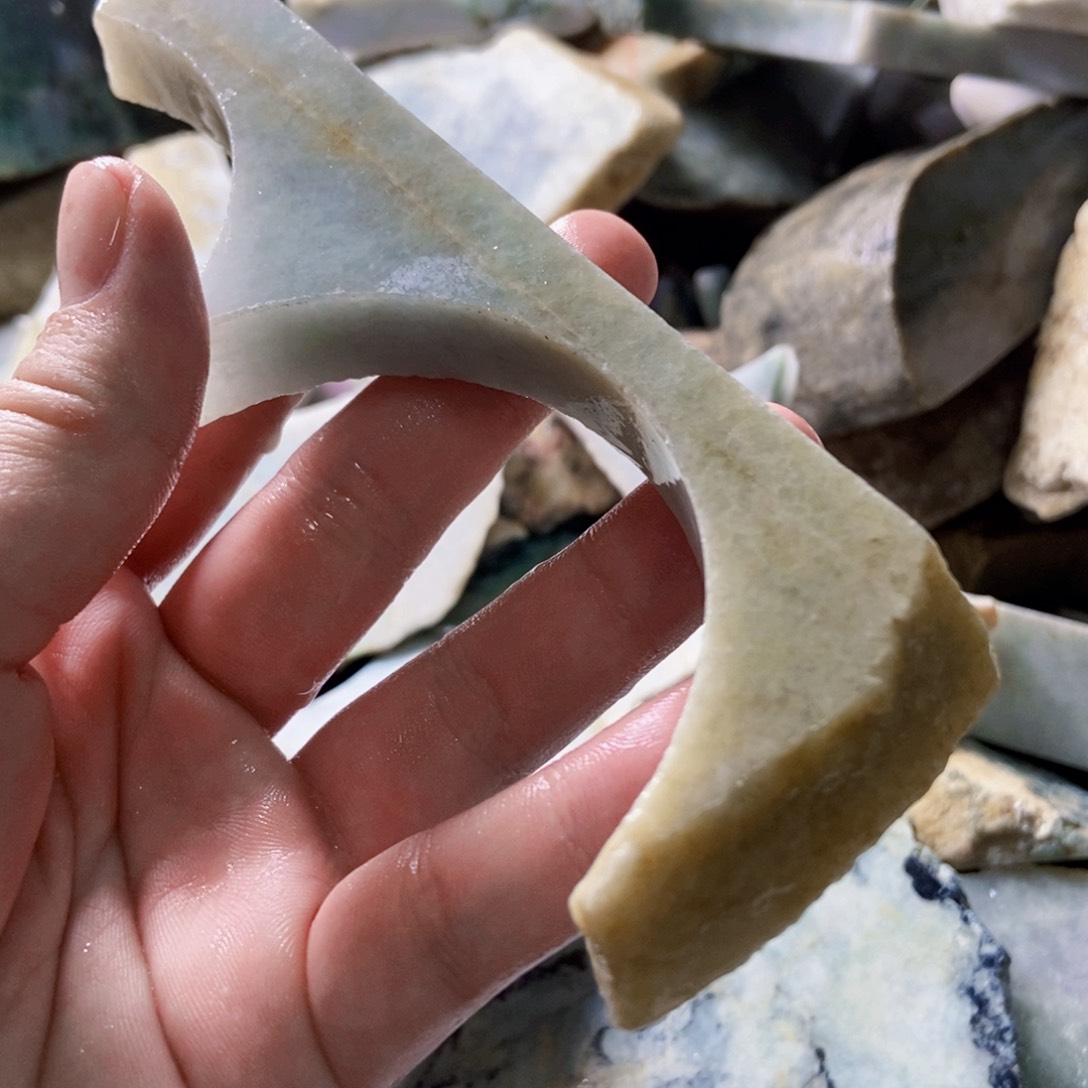 翡翠未镶嵌颈饰天然翡翠