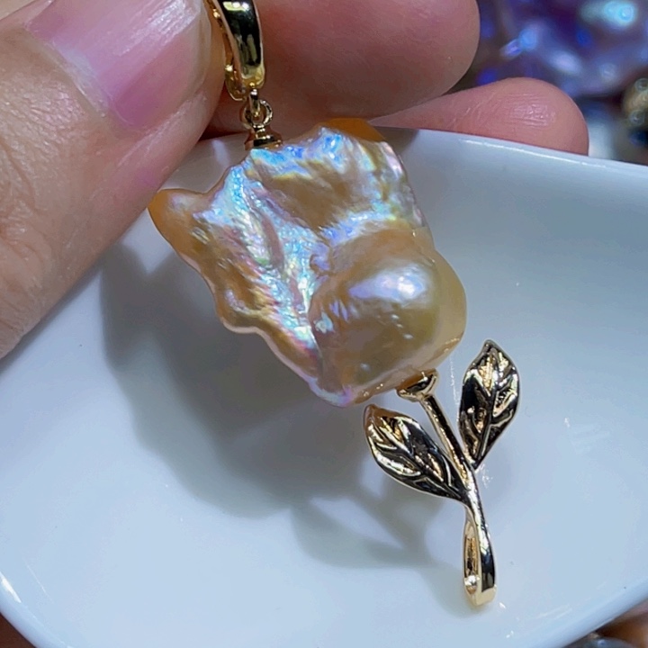 颈饰未镶嵌淡水珍珠