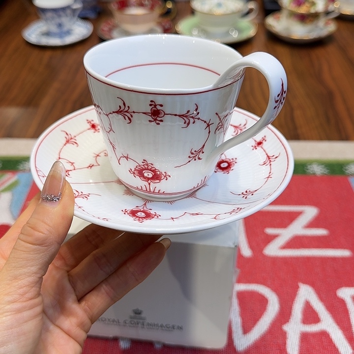 瓷片杯子杯子杯子水杯杯子水杯