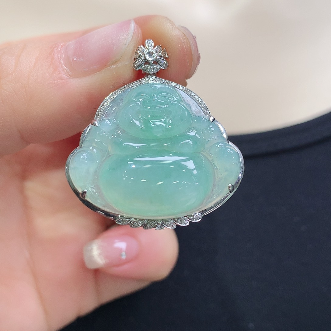 翡翠颈饰18K金镶嵌佛公