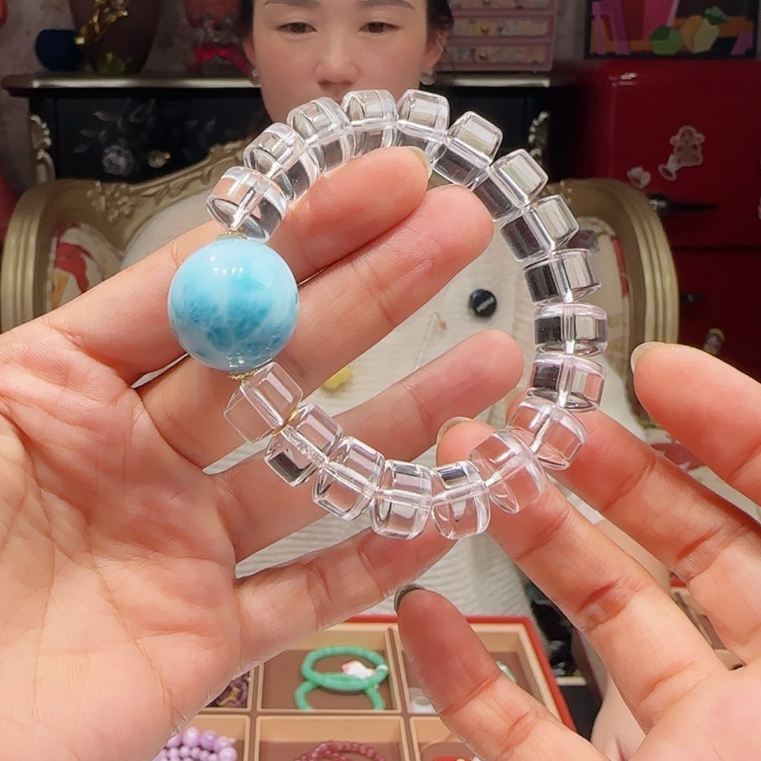 水晶手串18K金镶嵌手串