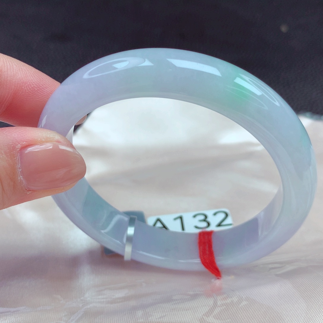 翡翠手镯未镶嵌手镯88