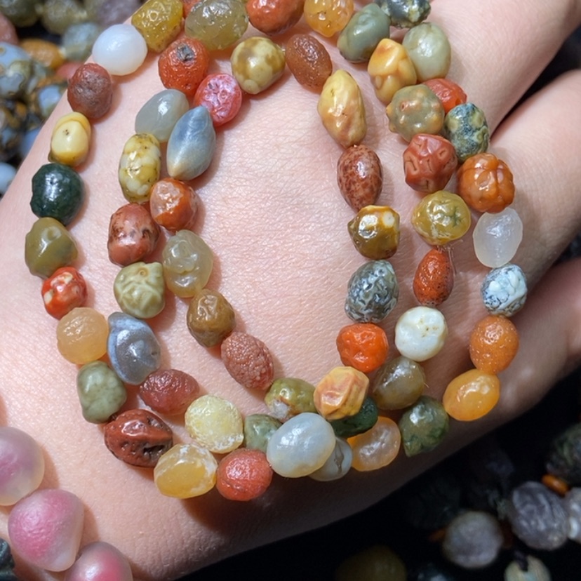 【闪购商品】玛瑙/玉髓项圈合金开**格