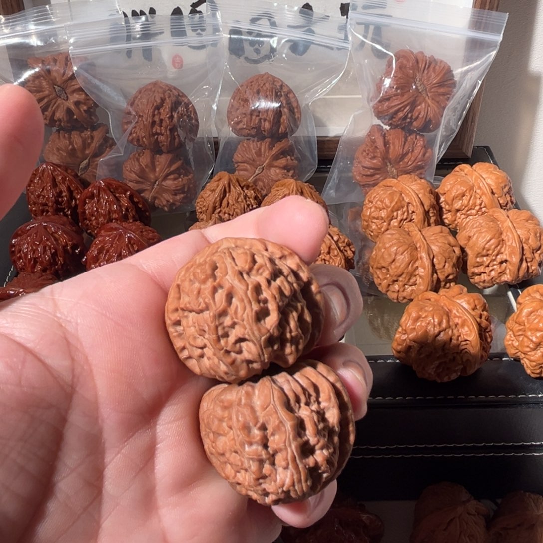 核桃把件36全品三角白