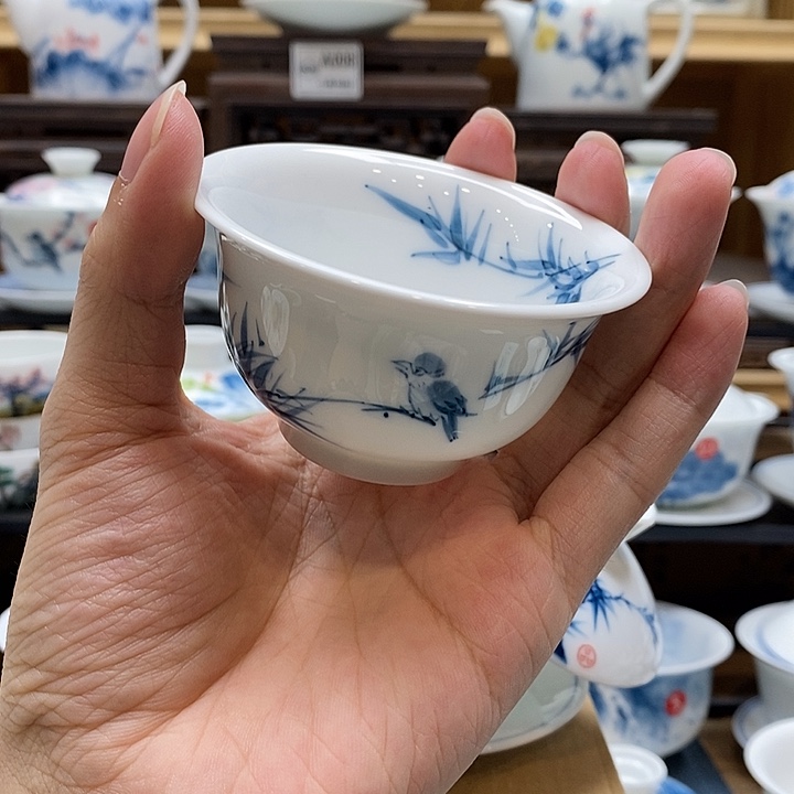 手绘咏竹85cc压手杯釉下彩微瑕福利款