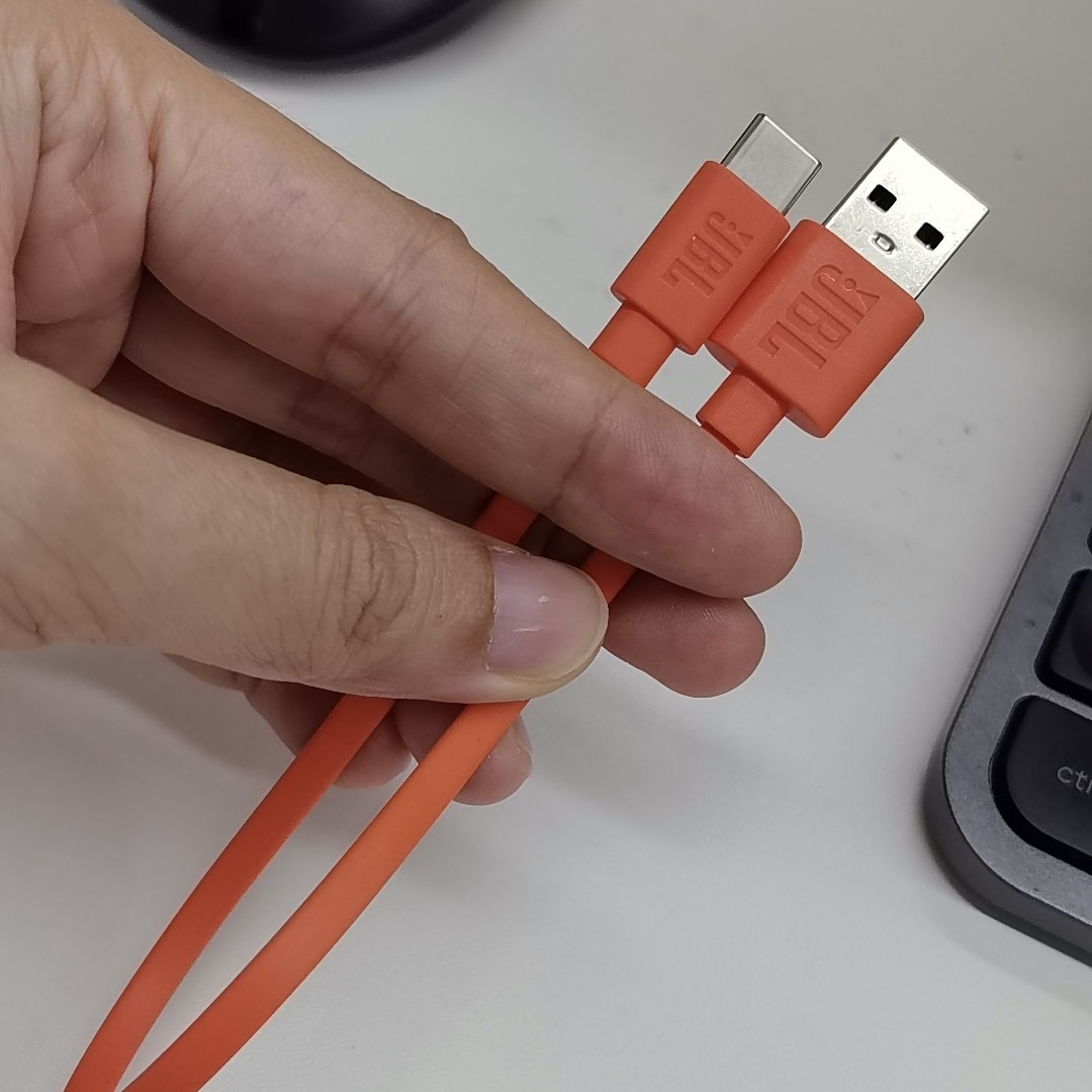95新  JBL原装USB-Type-C充电线 橙色短线 25cm 到手2条