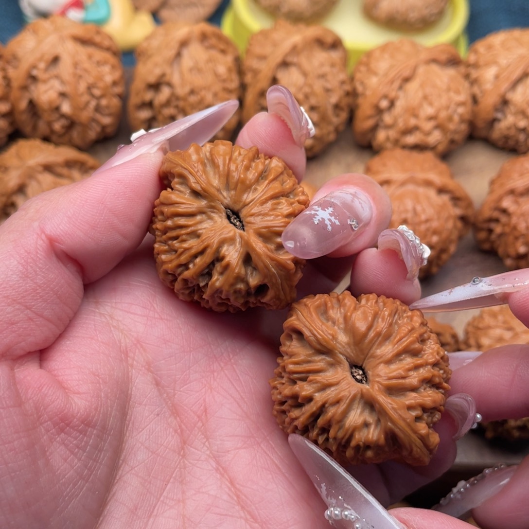 万***成把件文玩核桃全品逐鹿南疆39