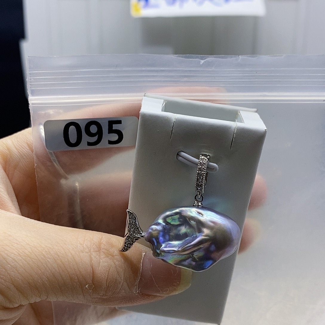 颈饰合金淡水珍珠