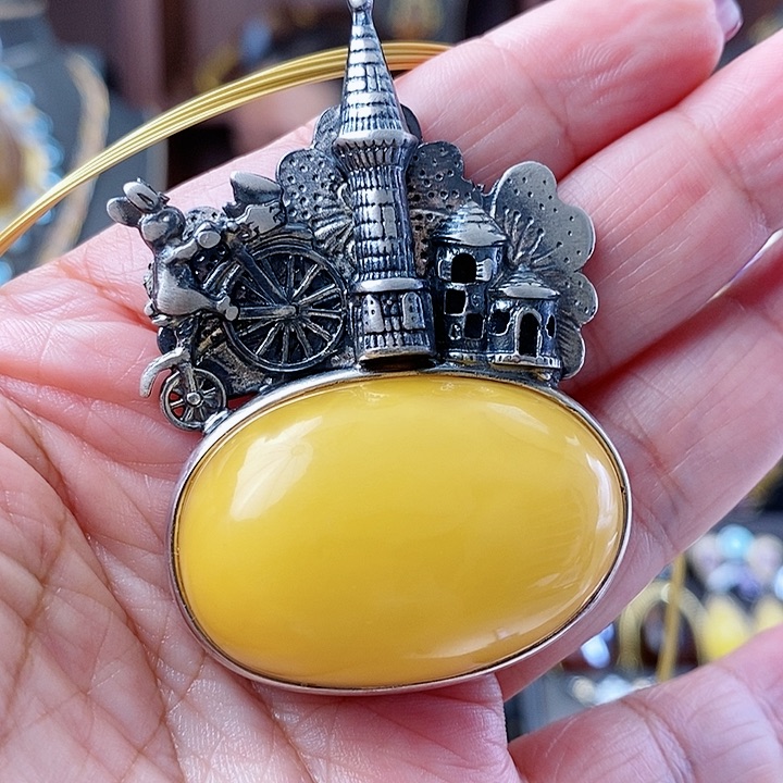 银S925镶嵌琥珀颈饰吊坠