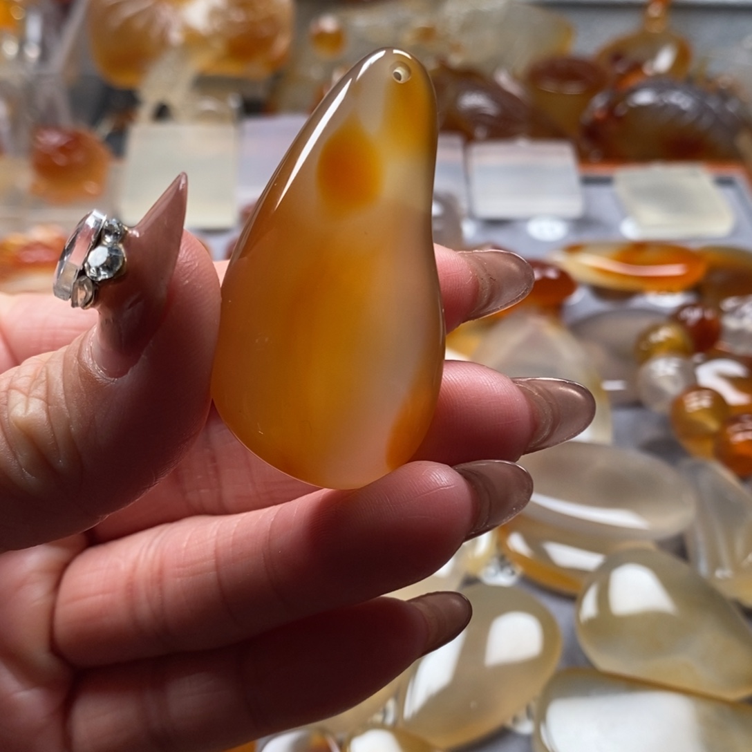 玛瑙/玉髓未镶嵌颈饰