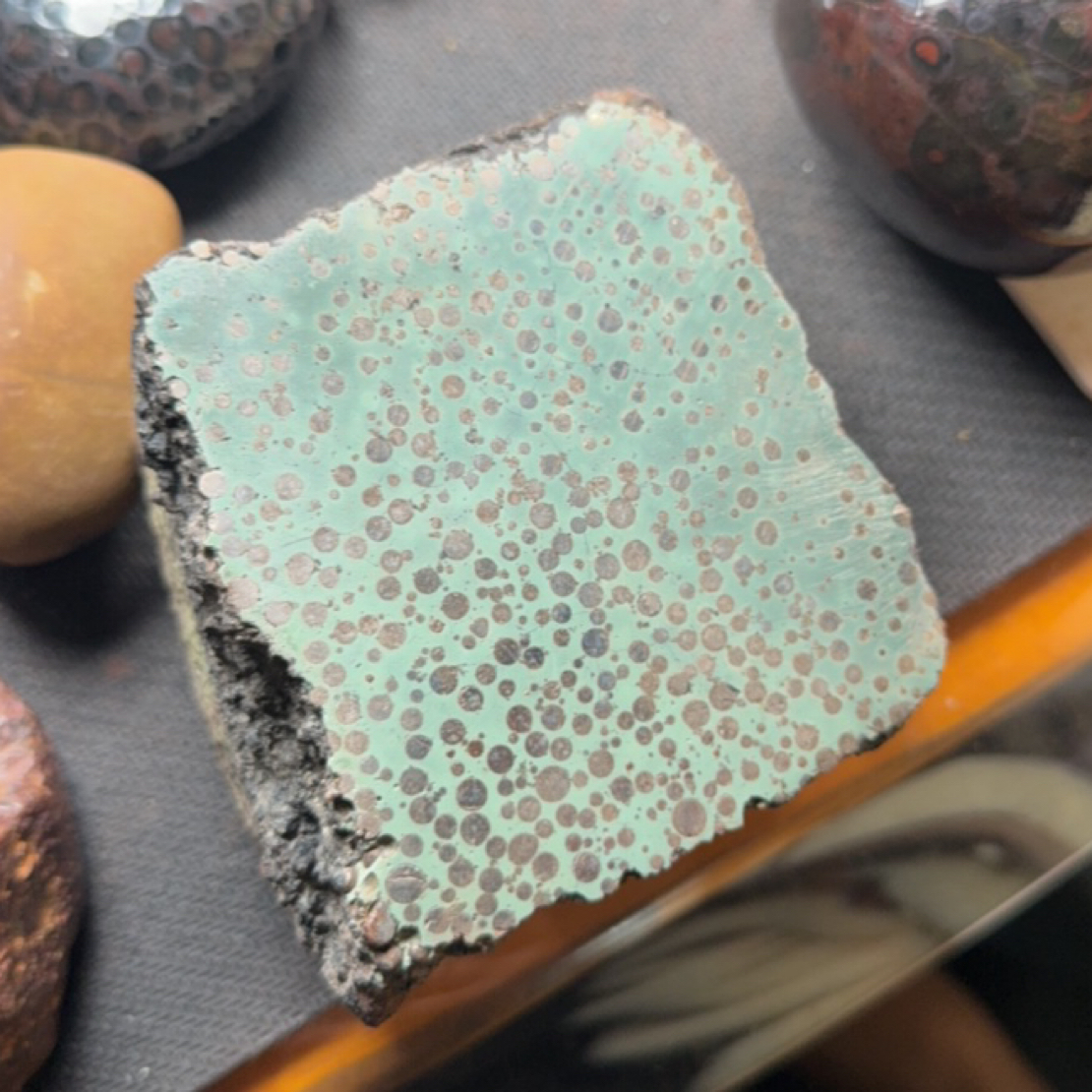 雅安石头手把文玩