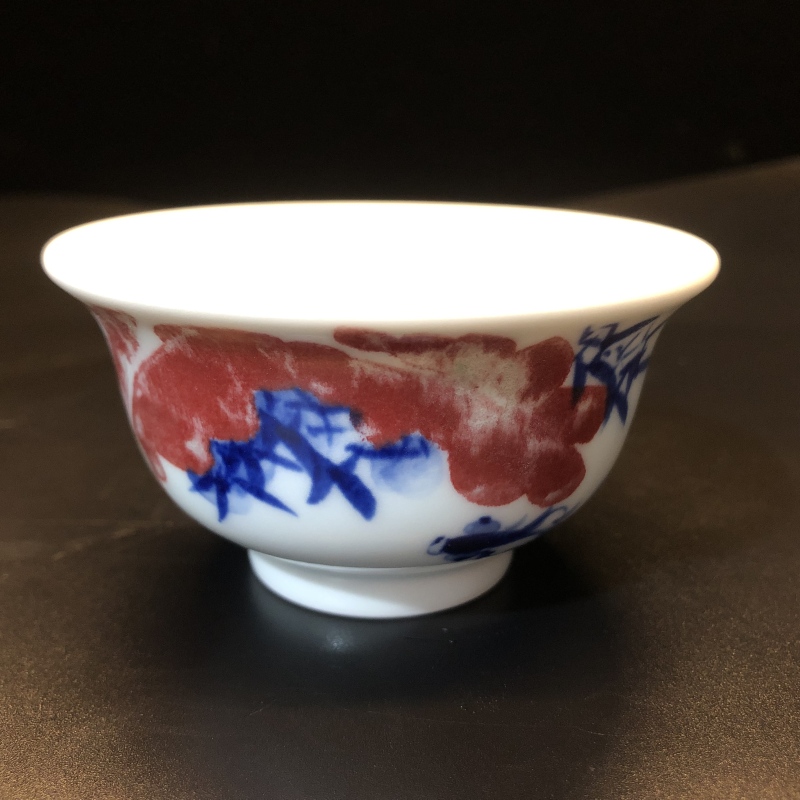 12.22/n100130/00700/东客/秋趣金鱼压手杯/口径9/高5.2/75cc