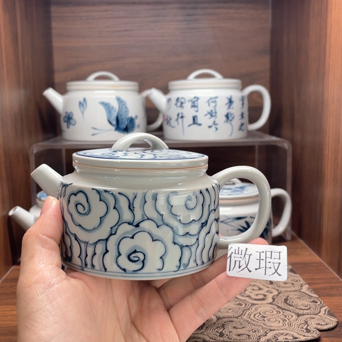 釉下手绘茶具微瑕