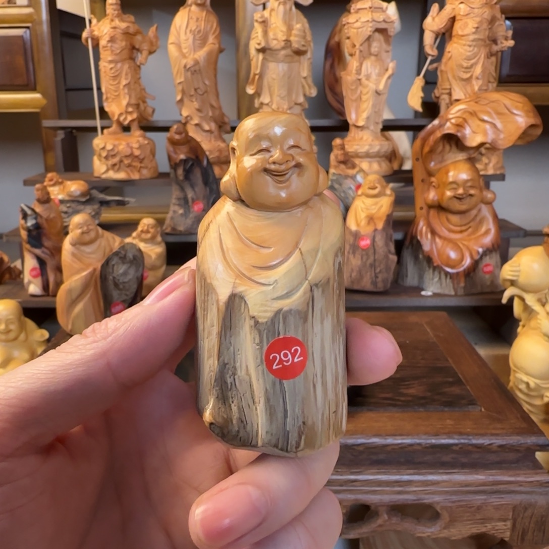 崖柏小木匠艺雕一物一拍