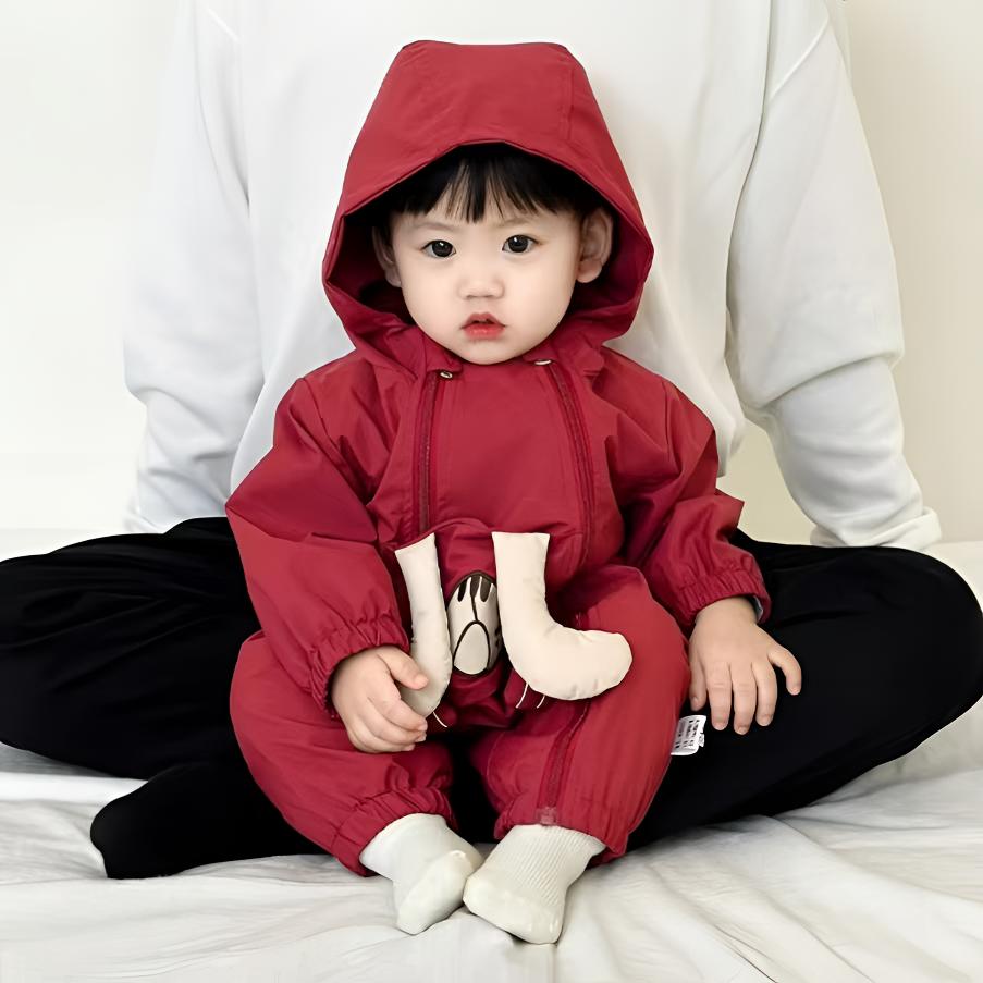 新款春秋长袖男女宝宝通用卡通风爬服哈衣洋气偏开小脚丫冲锋衣